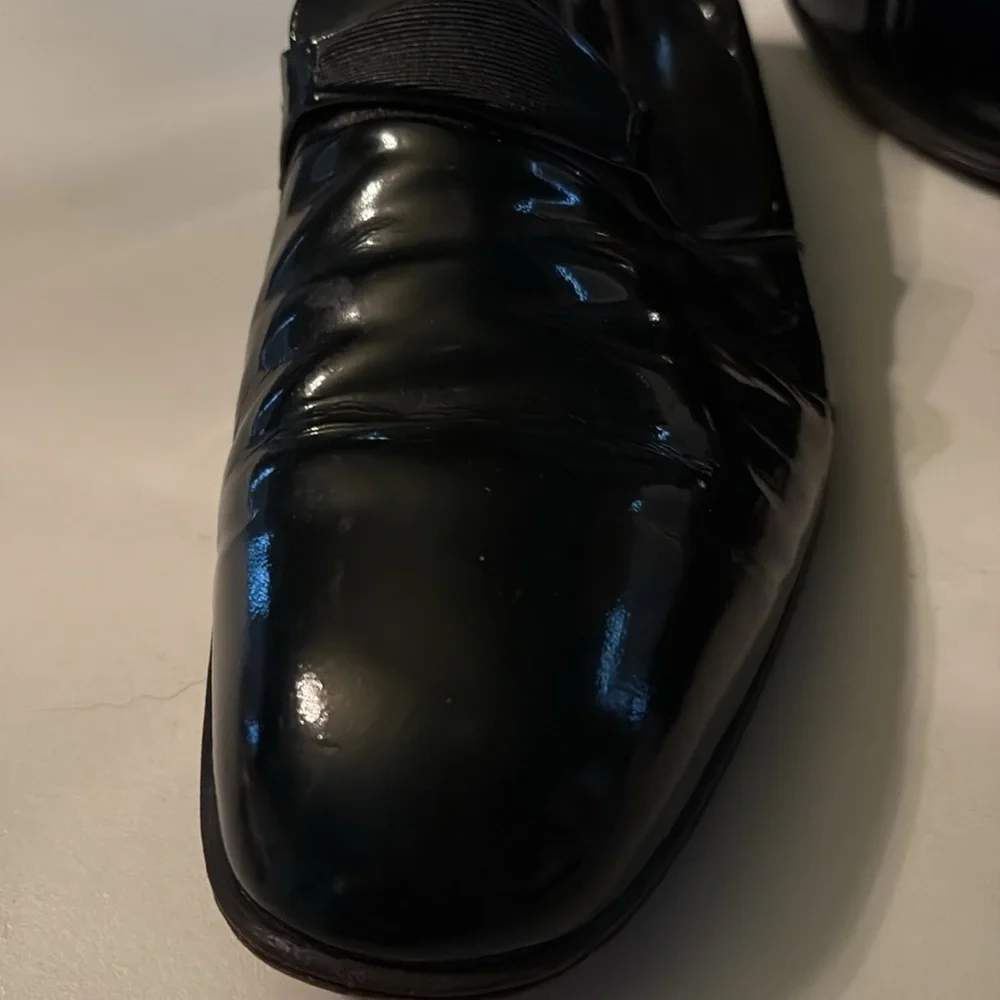 Florsheim - designer collection - Men's Black Patent Formal Shoes.  Size 10.5